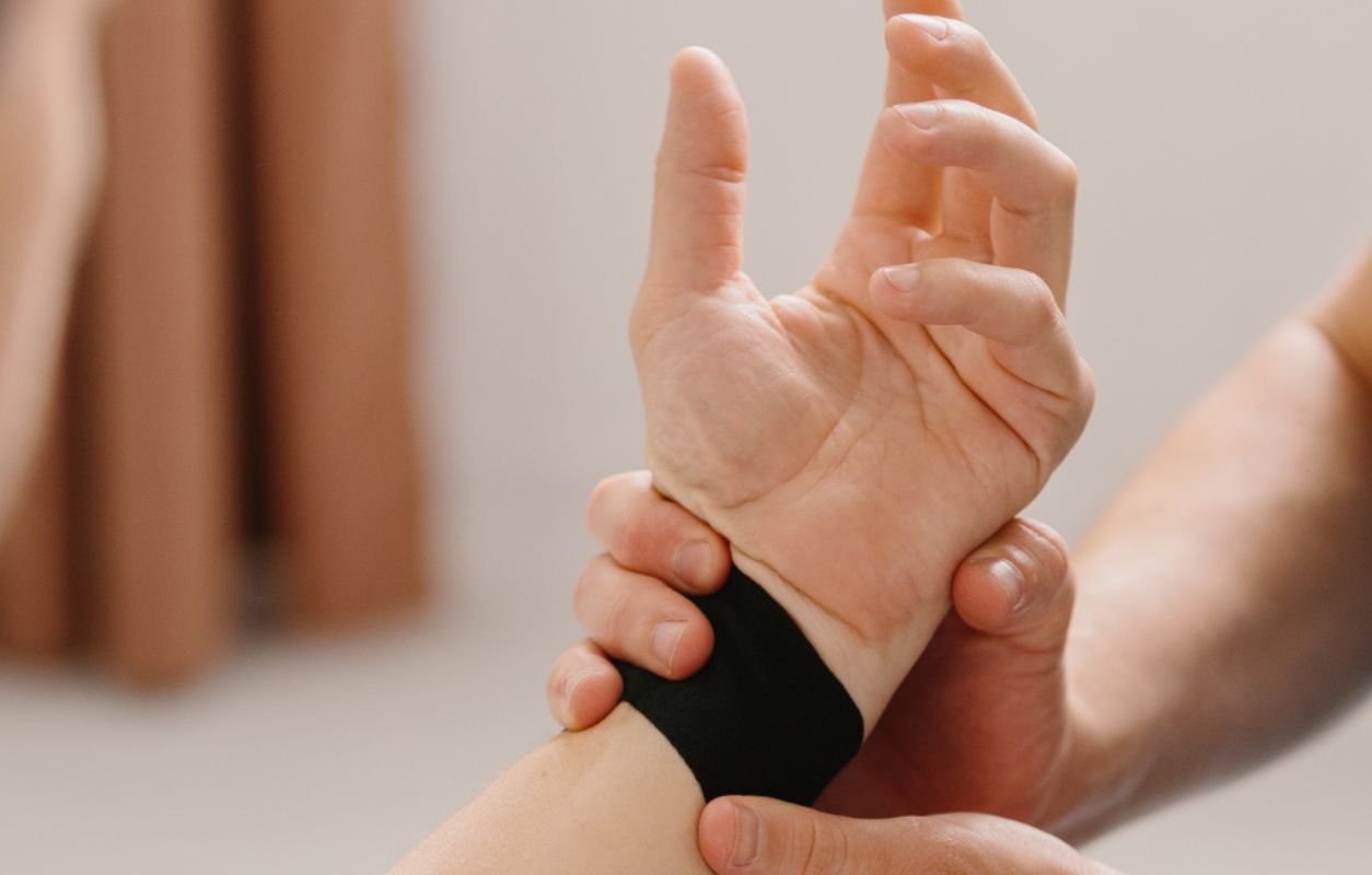 Wrist Pain Physiotherapy in Davangere